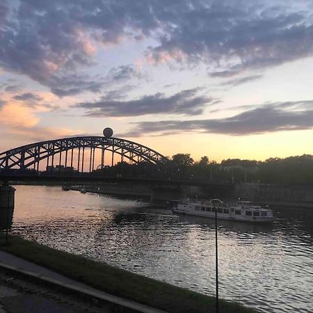 Apartamento Zachod Slonca Nad Wisla Cracovia Exterior foto