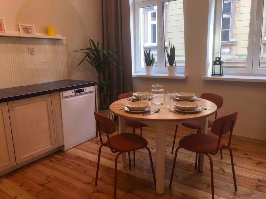 Apartamento Zachod Slonca Nad Wisla Cracovia Exterior foto