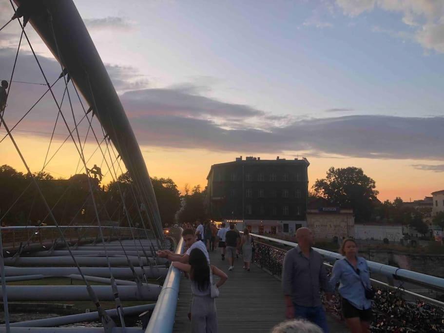 Apartamento Zachod Slonca Nad Wisla Cracovia Exterior foto